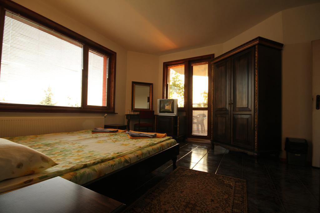Guest House Nash Dom Каварна Екстер'єр фото